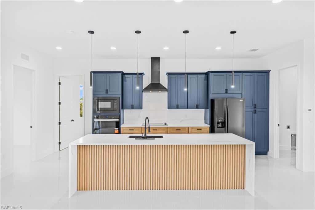 7020 Burma Cir, Labelle, photo 13