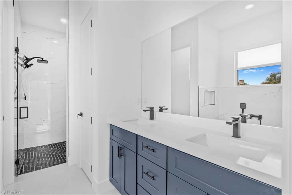 7020 Burma Cir, Labelle, photo 26