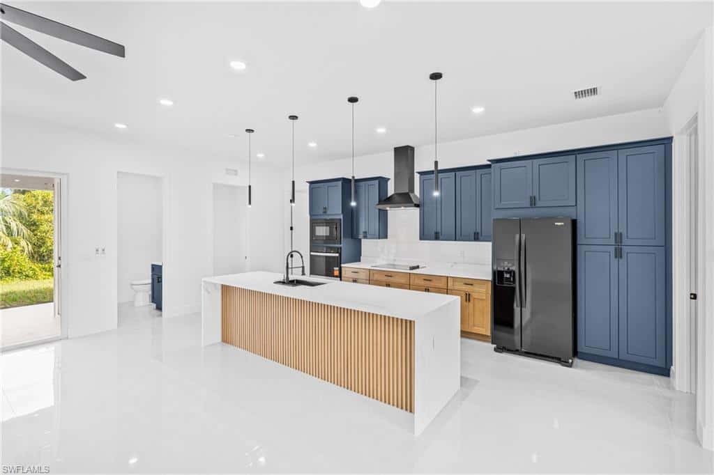 7020 Burma Cir, Labelle, photo 14