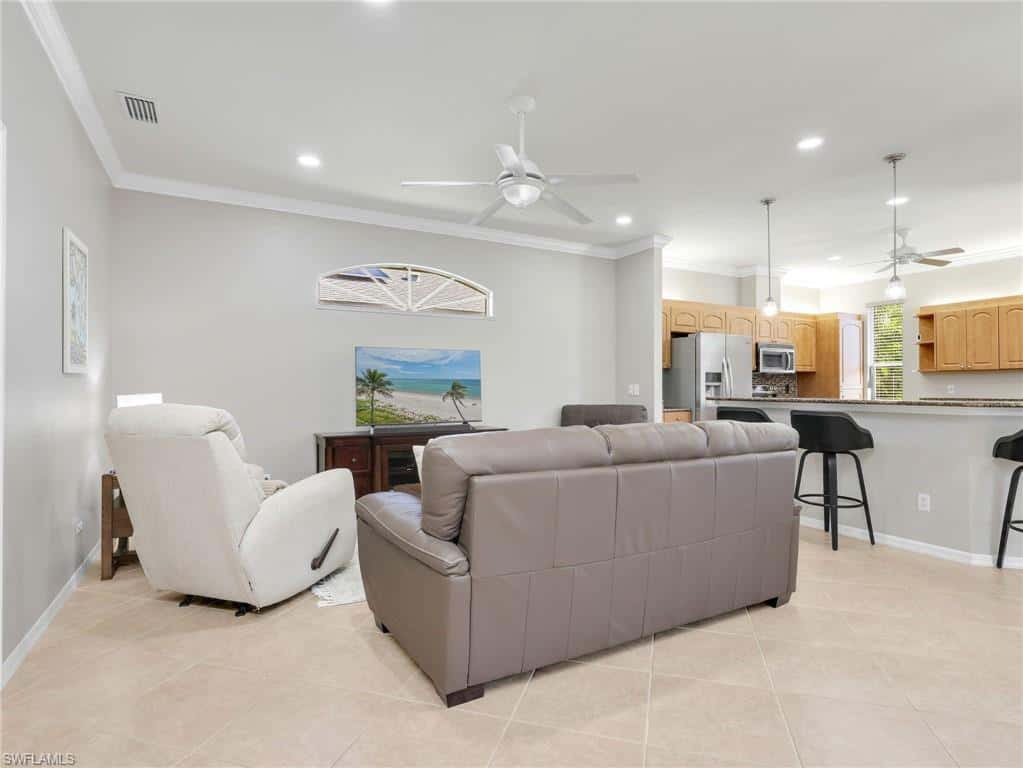 5877 Elizabeth Ann Way, Fort Myers, photo 4