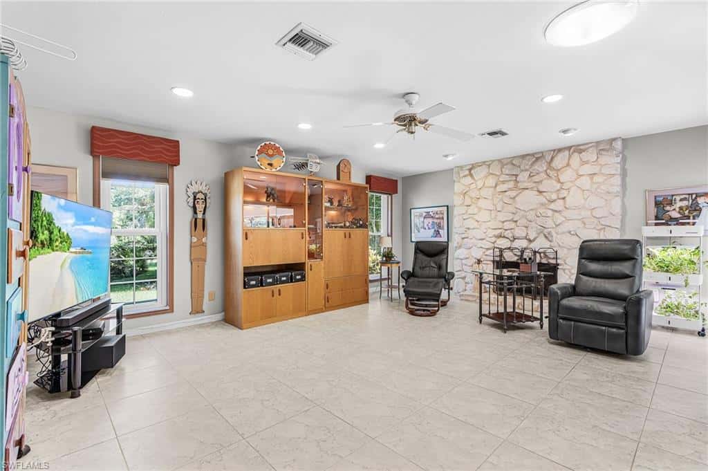 15889 Shadow Run Ct, Fort Myers, photo 4