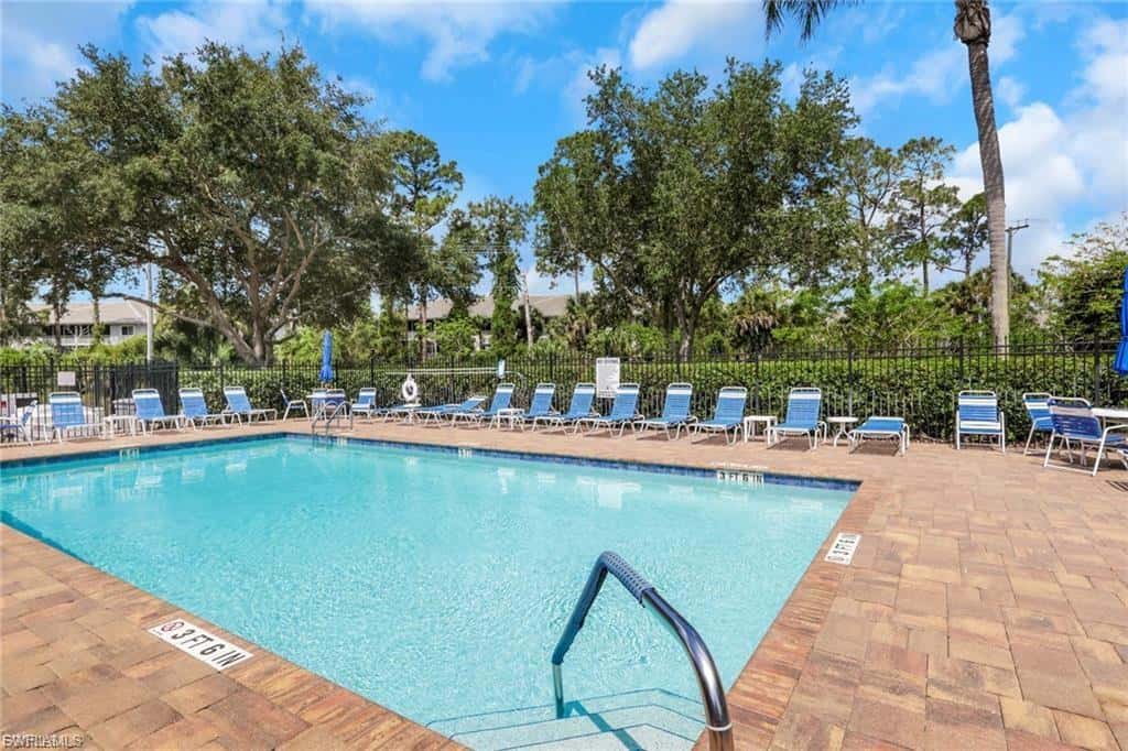 289 Robin Hood Cir #101, Naples, photo 6