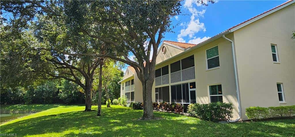289 Robin Hood Cir #101, Naples, photo 9