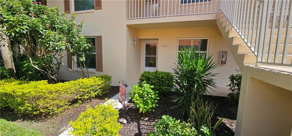 289 Robin Hood Cir #101, Naples, photo 8