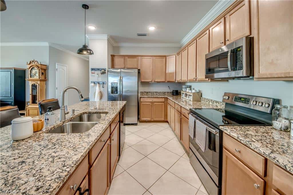 3609 Valle Santa Cir, Cape Coral, photo 9