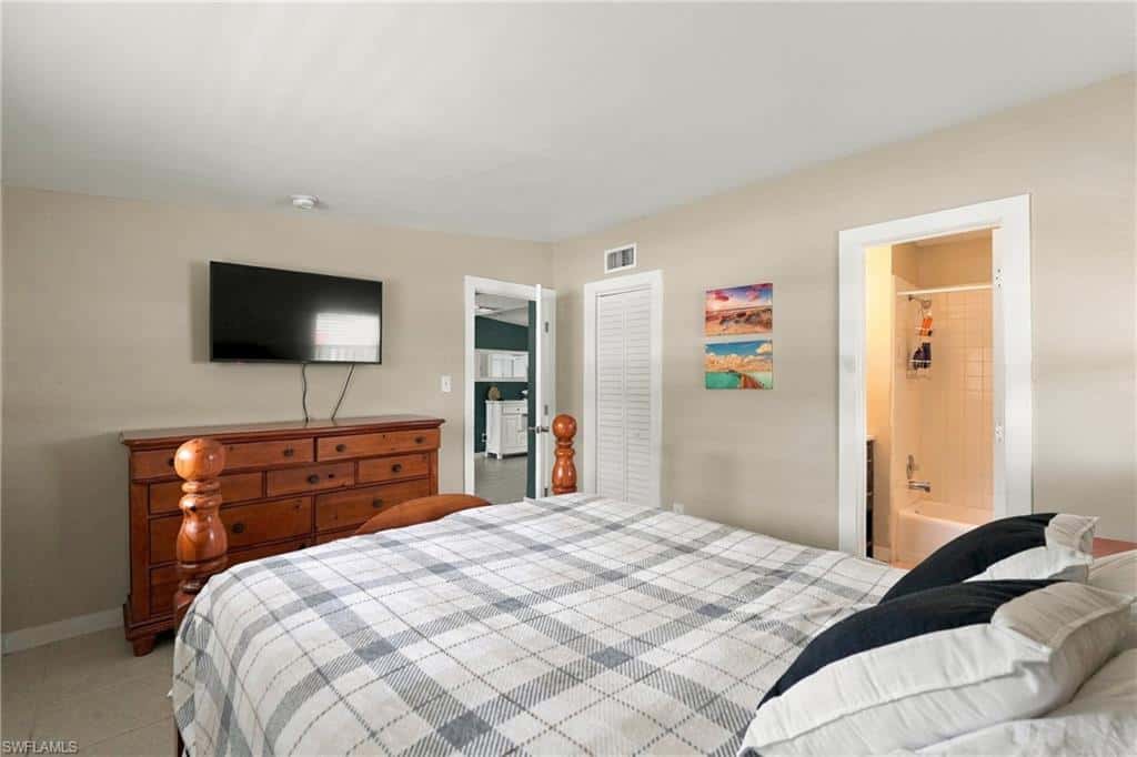 2140 Harbor Ln, Naples, photo 18
