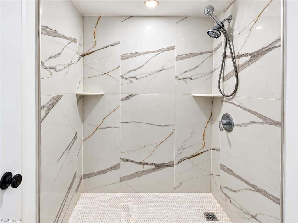 4050 Golden Gate Pkwy #219, Naples, photo 11