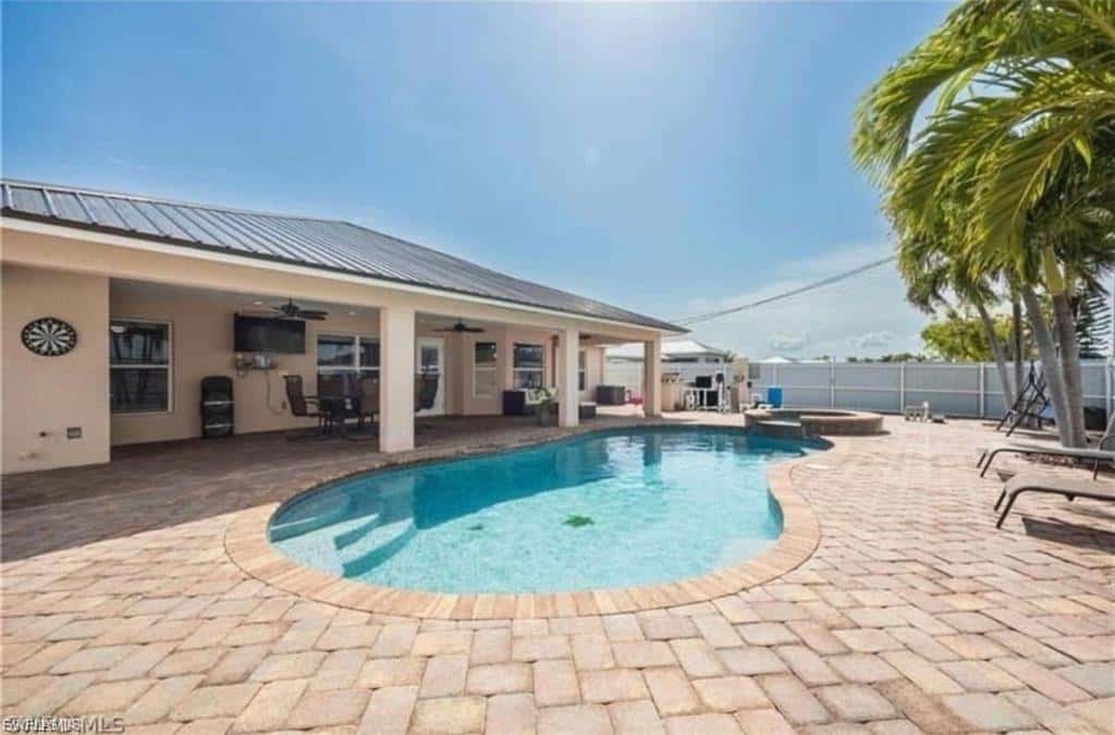 831 23rd Ter, Cape Coral, photo 13
