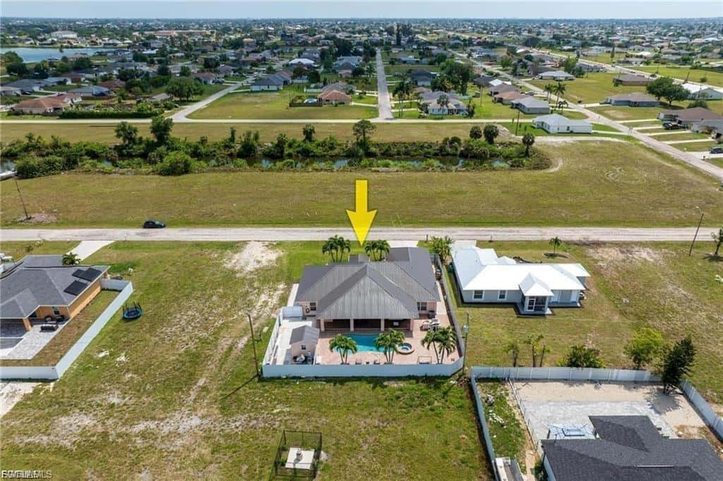831 23rd Ter, Cape Coral, photo 16