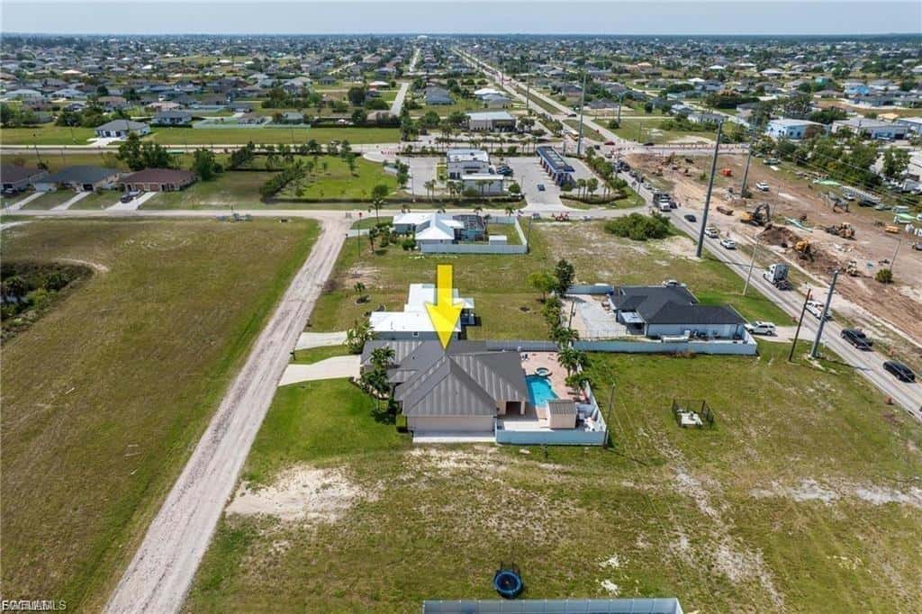 831 23rd Ter, Cape Coral, photo 15
