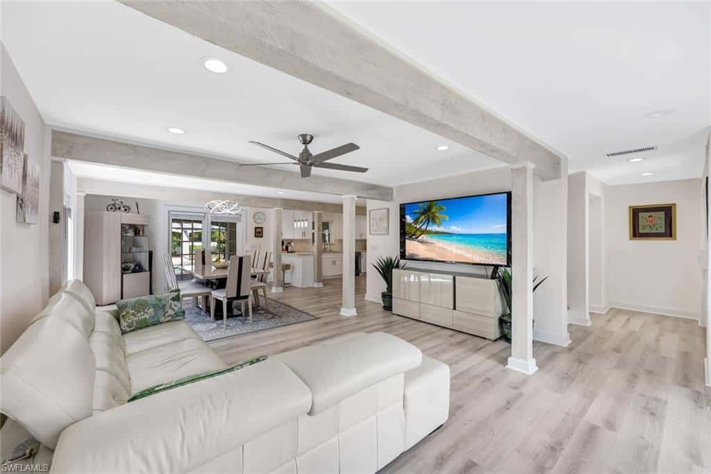 2061 Santa Barbara Blvd, Naples, photo 6
