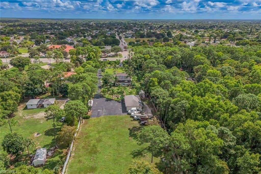 2061 Santa Barbara Blvd, Naples, photo 47