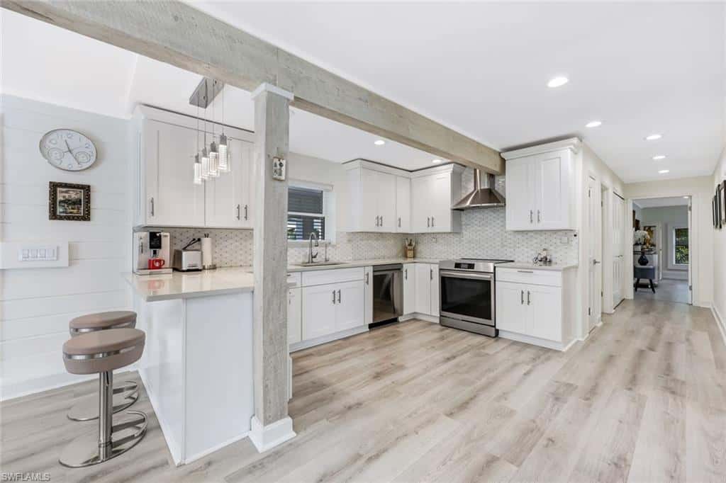 2061 Santa Barbara Blvd, Naples, photo 9