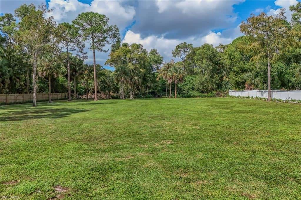 2061 Santa Barbara Blvd, Naples, photo 40