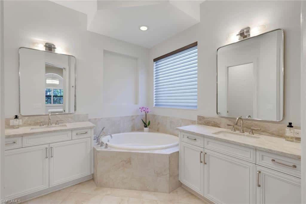 7319 Lantana Cir, Naples, photo 10