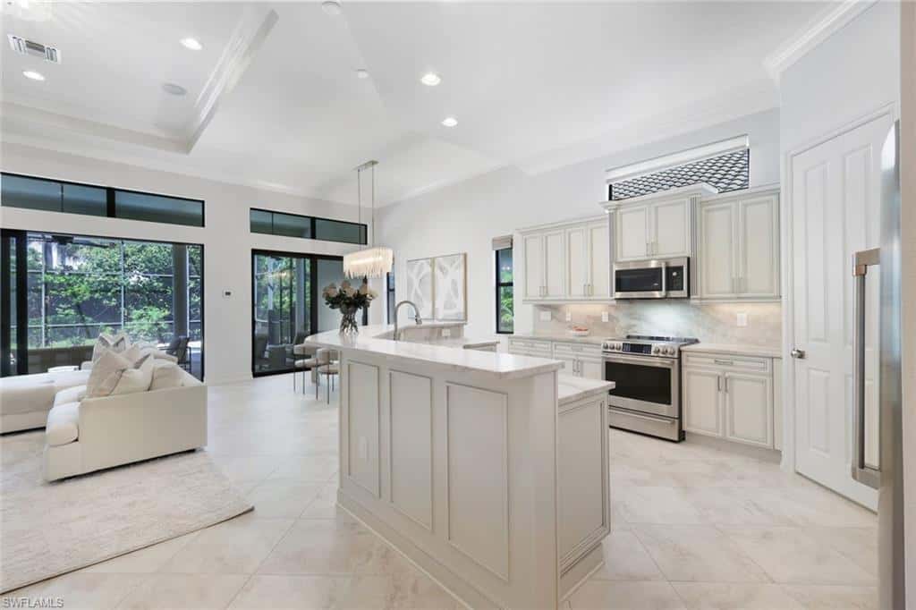 7319 Lantana Cir, Naples, photo 4
