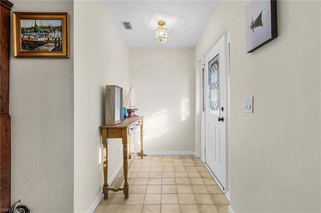 2355 Banana St, St. James City, photo 5