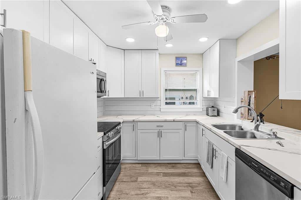 2355 Banana St, St. James City, photo 10