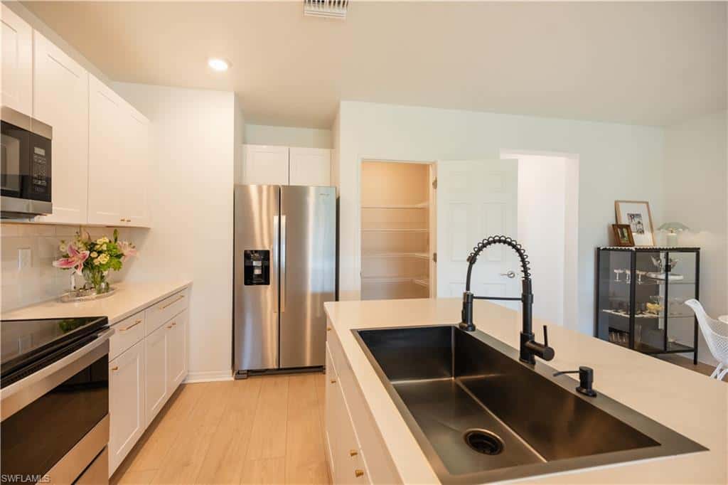 15480 Wildflower Cir, Naples, photo 8