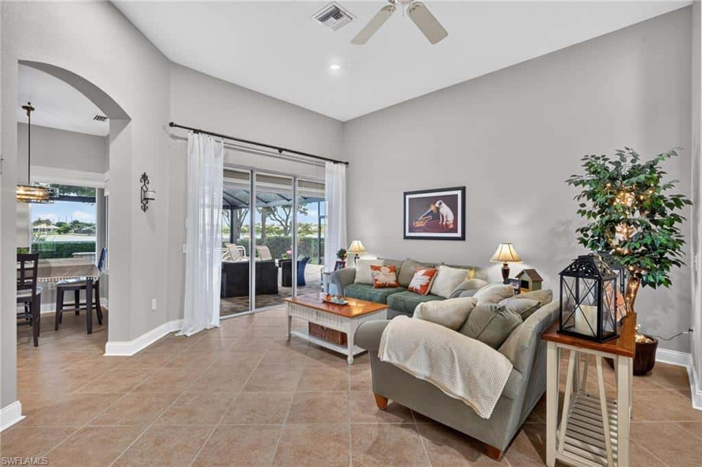 5637 Whispering Willow Way, Fort Myers, photo 6