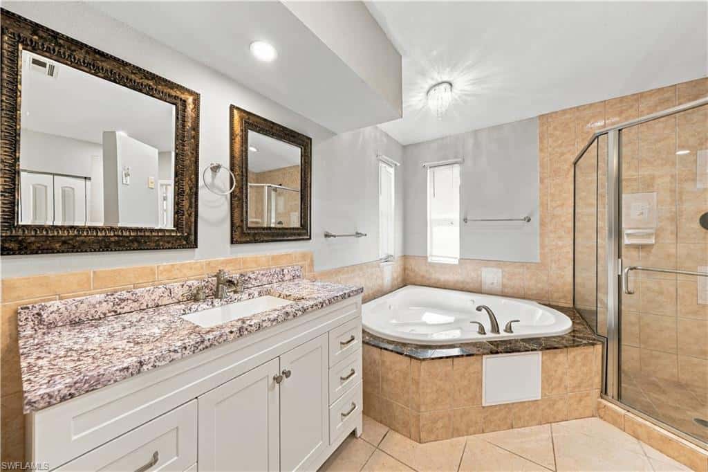 590 6th St, Naples, photo 22