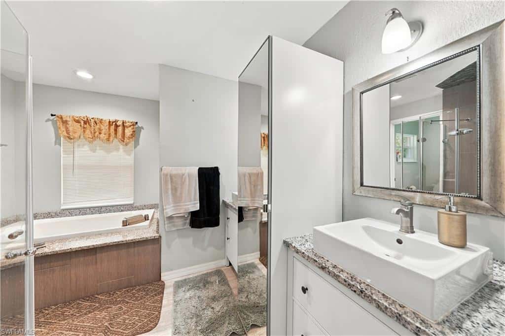 590 6th St, Naples, photo 45