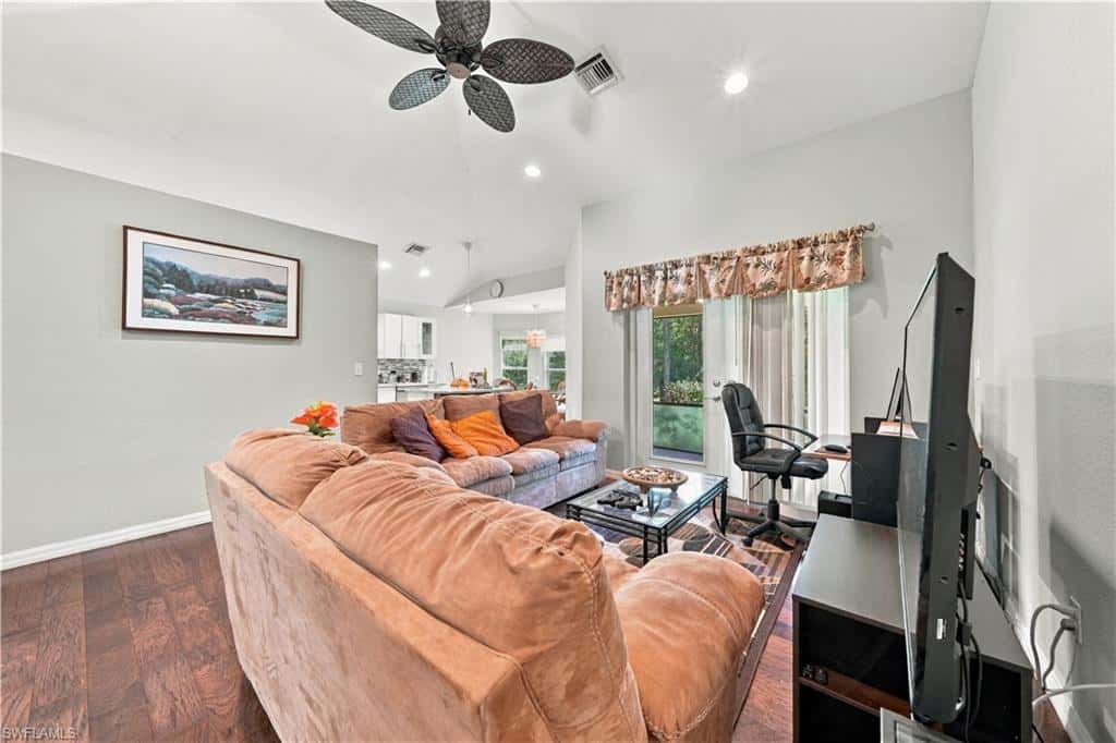 590 6th St, Naples, photo 39