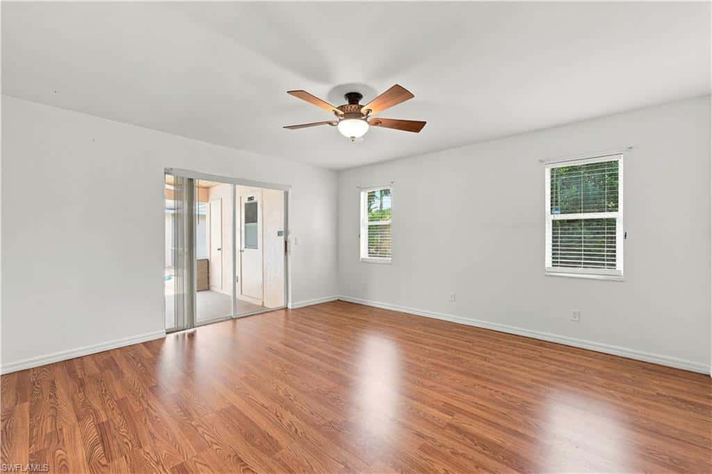590 6th St, Naples, photo 25