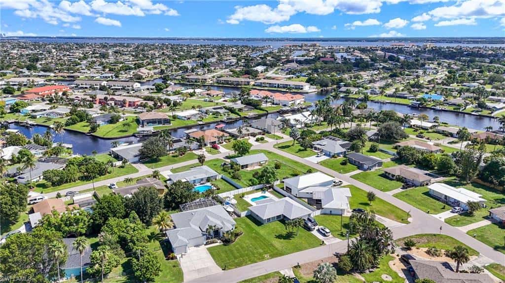 4111 10th Pl, Cape Coral, photo 43