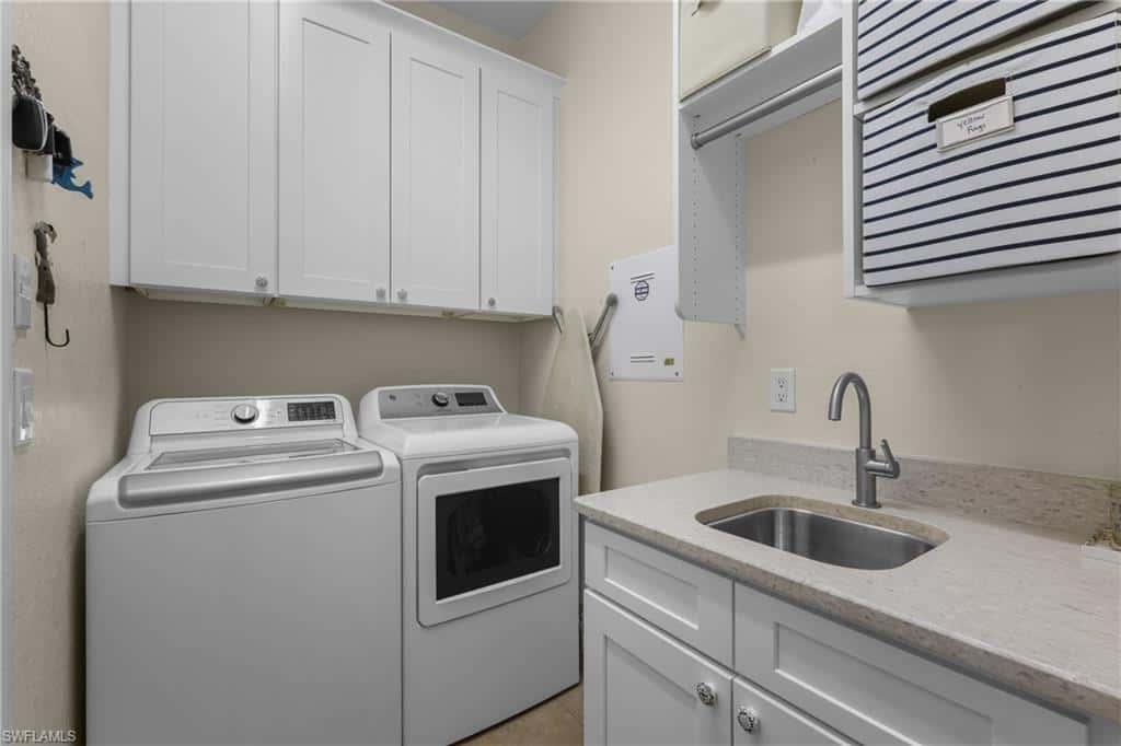4111 10th Pl, Cape Coral, photo 33