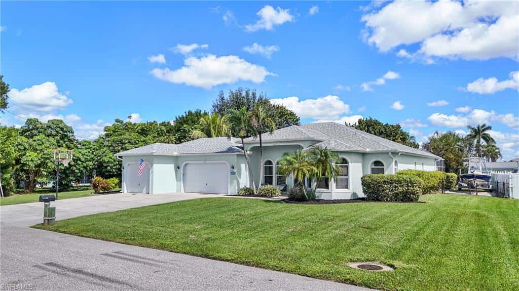 4111 10th Pl, Cape Coral, photo 48