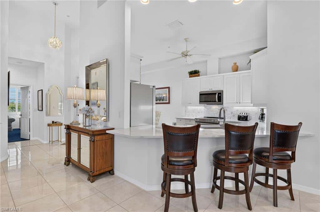 1600 Clermont Dr #403, Naples, photo 9