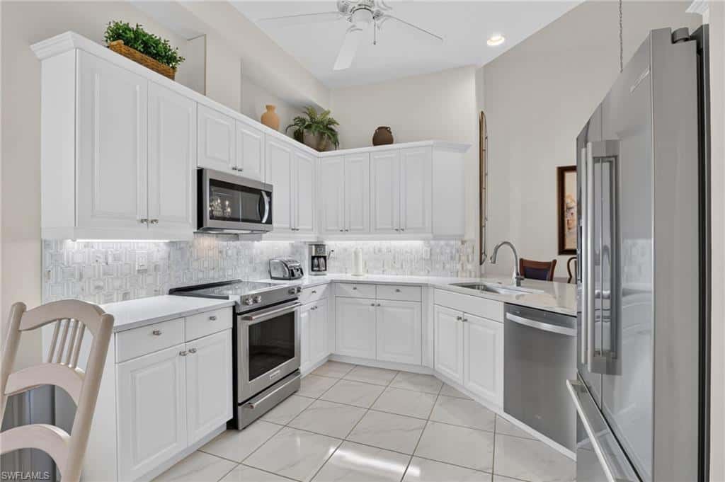 1600 Clermont Dr #403, Naples, photo 11