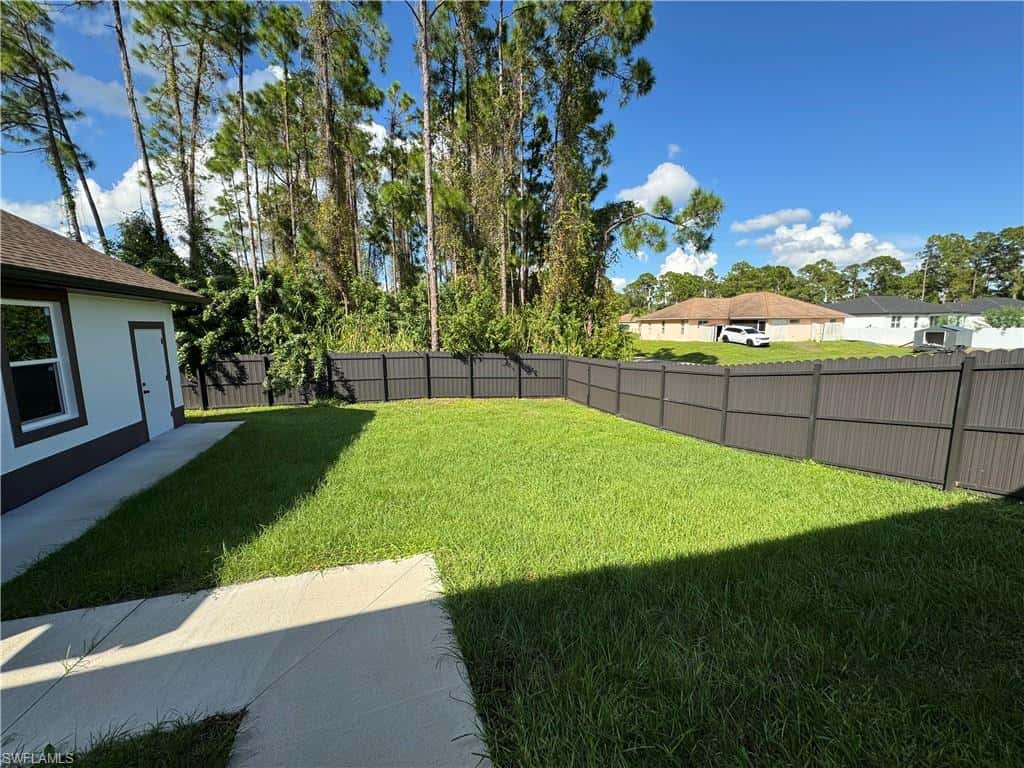 3200 21st St, Lehigh Acres, photo 6