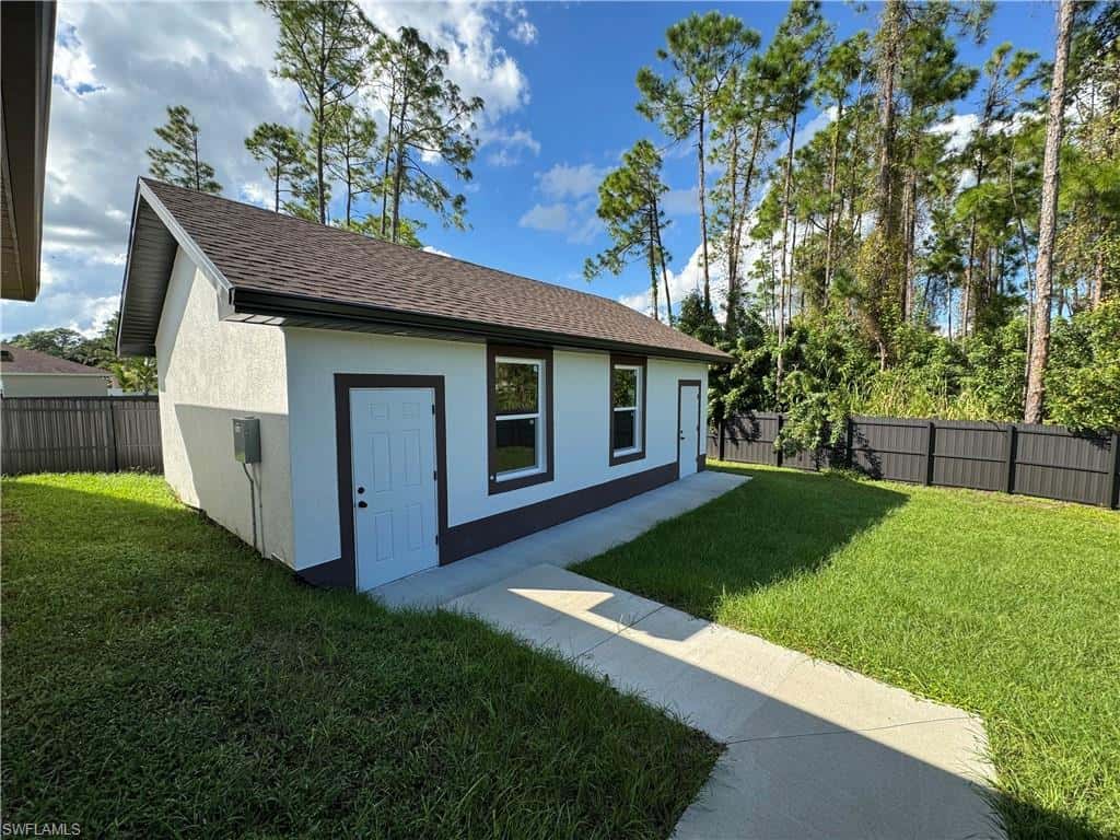 3200 21st St, Lehigh Acres, photo 4