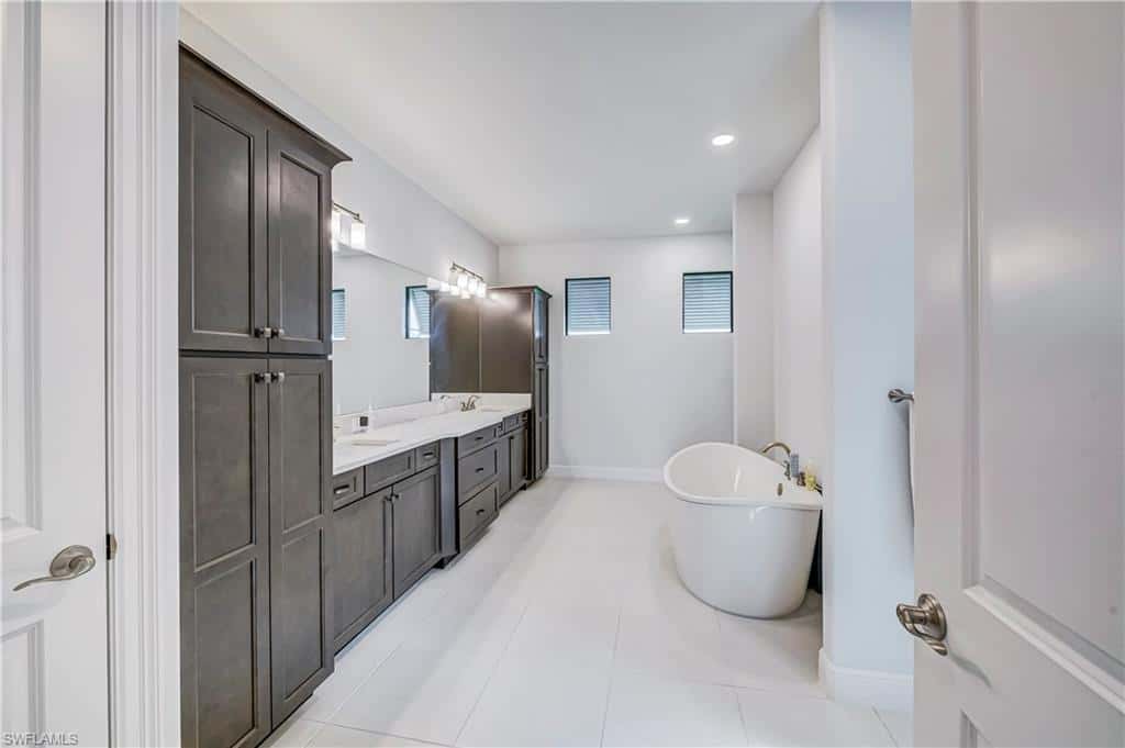 1806 39th Ter, Cape Coral, photo 36