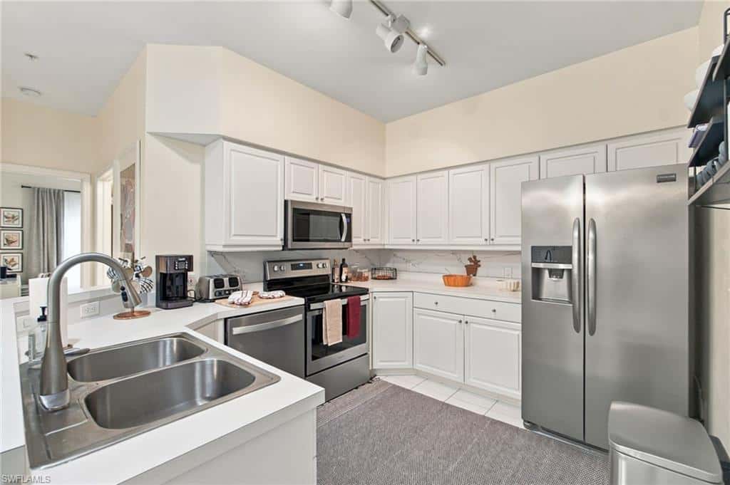 2145 Cay Lagoon Dr #322, Naples, photo 18
