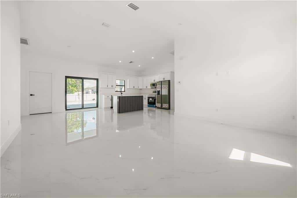 2709 5th Ter, Cape Coral, photo 6