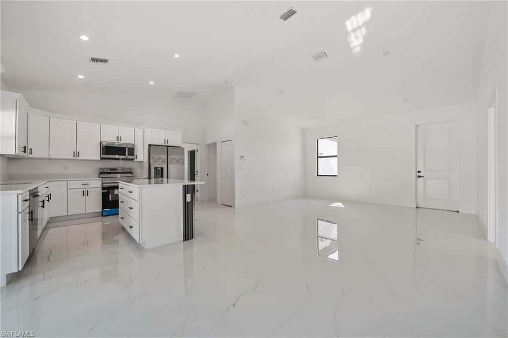2709 5th Ter, Cape Coral, photo 7