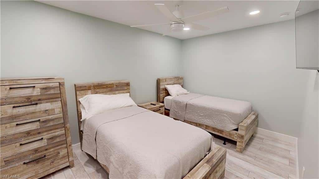 16005 Buccaneer St, Bokeelia, photo 4