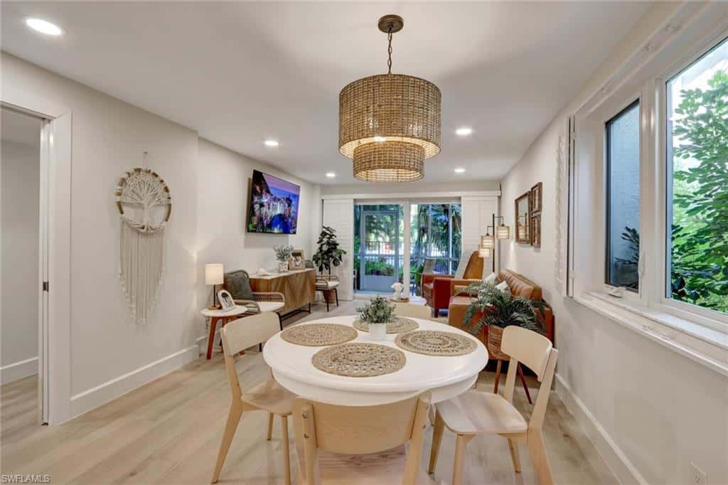 1300 Gulf Shore Blvd #110, Naples, photo 6