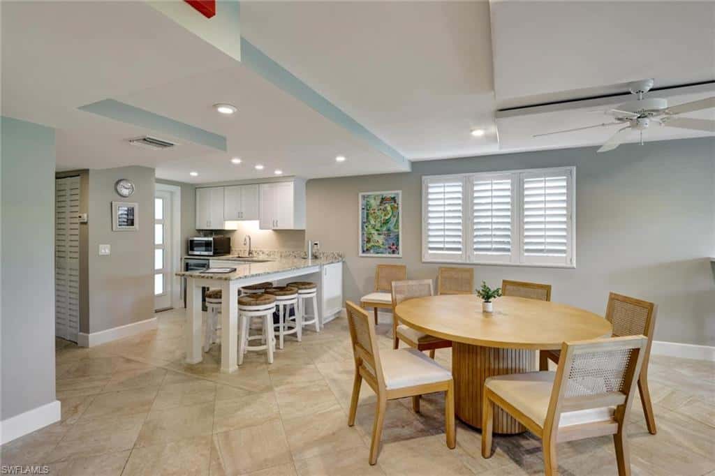 1300 Gulf Shore Blvd #110, Naples, photo 21