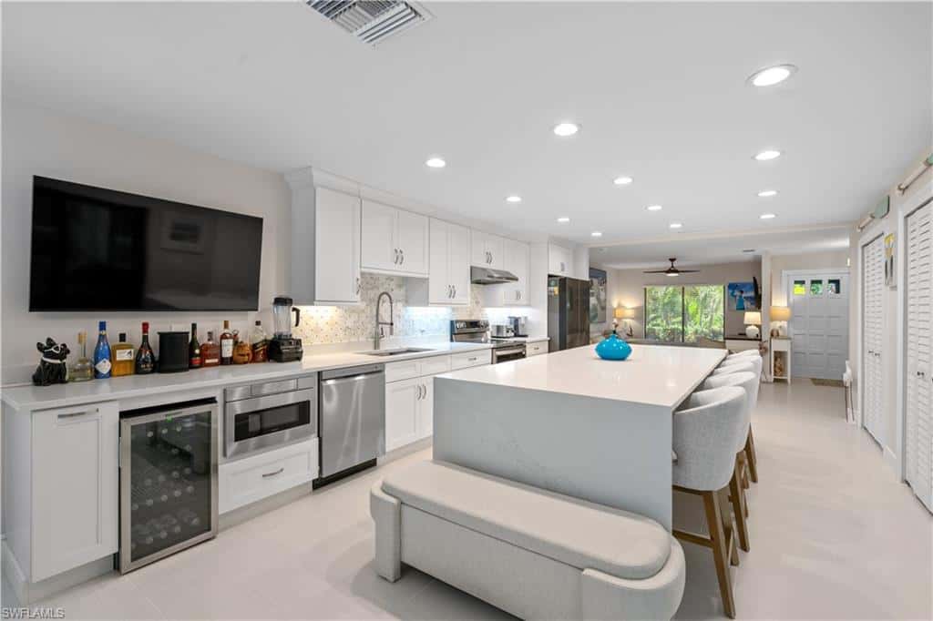 7337 Lake Dr, Fort Myers, photo 19