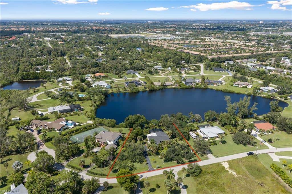 7337 Lake Dr, Fort Myers, photo 4