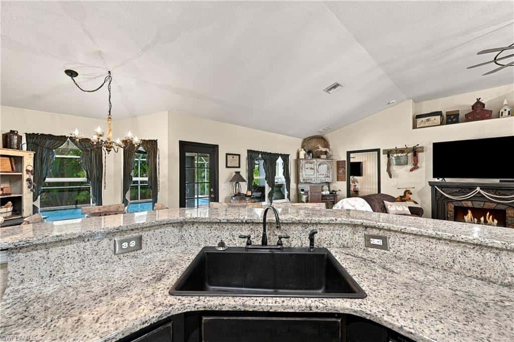 2301 33rd Ln, Cape Coral, photo 24