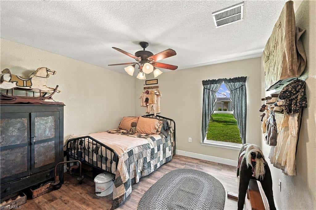 2301 33rd Ln, Cape Coral, photo 39
