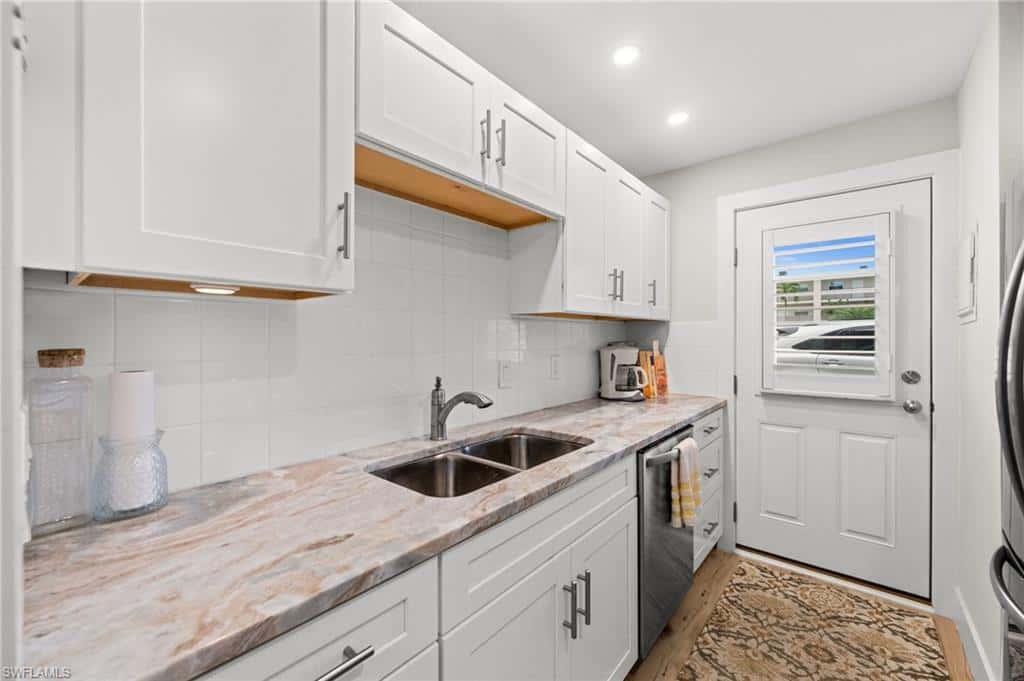 1021 3rd St #110, Naples, photo 7