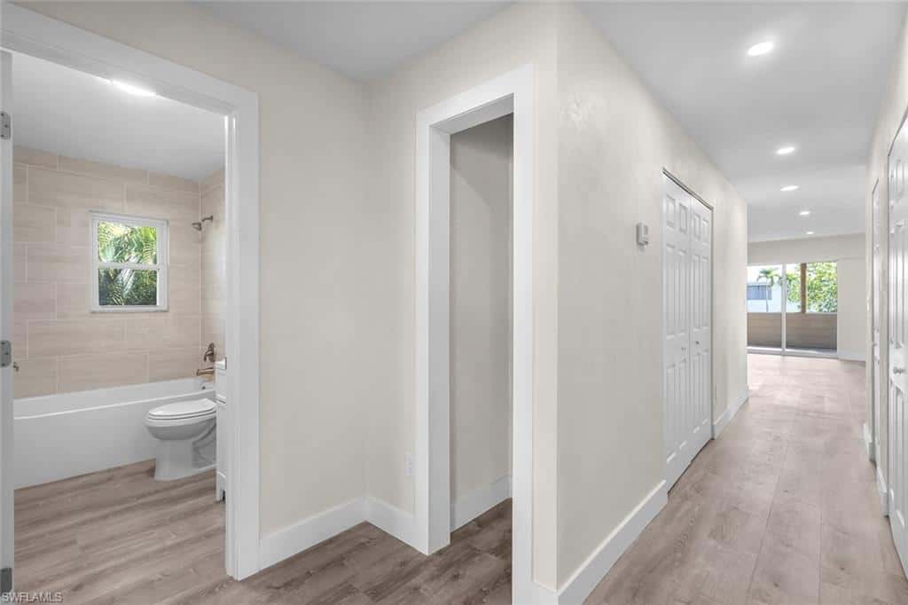 1284 Rainbow Ct, Naples, photo 11
