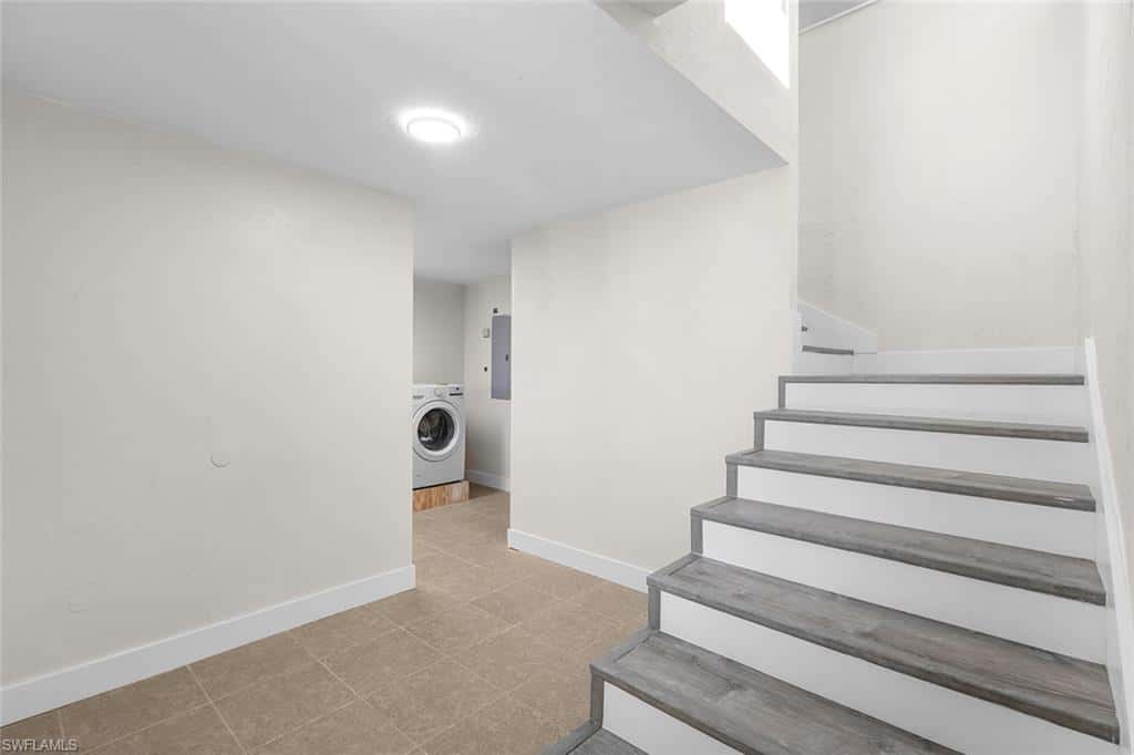 1284 Rainbow Ct, Naples, photo 4