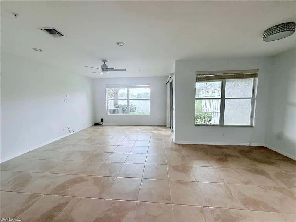 1370 Mariposa Cir #22105, Naples, photo 5